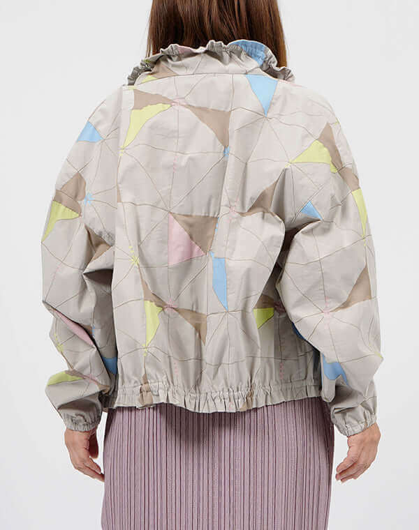 
                  
                    Load image into Gallery viewer, ハイカウントタイル柄ブルゾン / BEH01080WA
                  
                