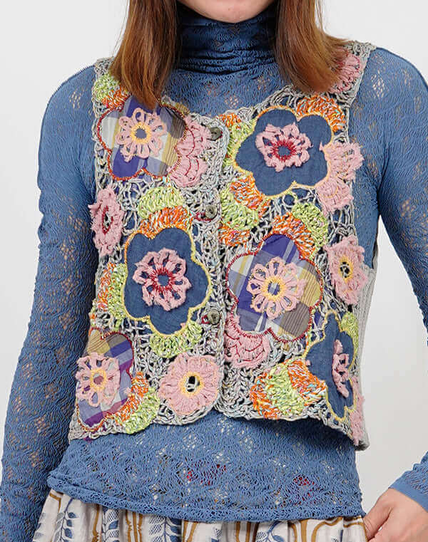 フラワーパッチ刺繍ベスト / BEH01047WA