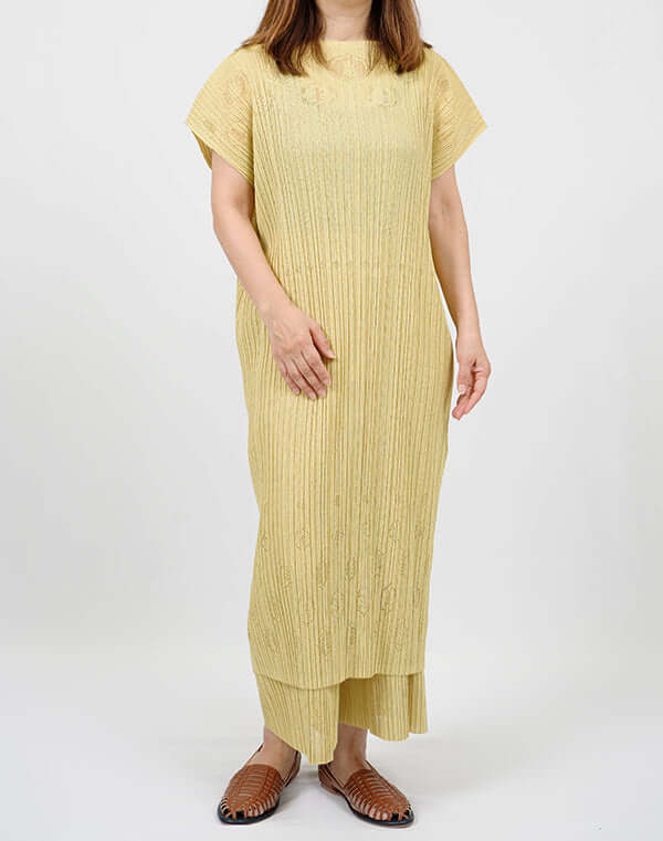 プリーツニットレースフレンチスリーブワンピース / BEH01114WA