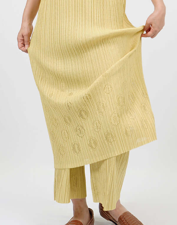 
                  
                    Load image into Gallery viewer, プリーツニットレースパンツ / BEH01115WA
                  
                