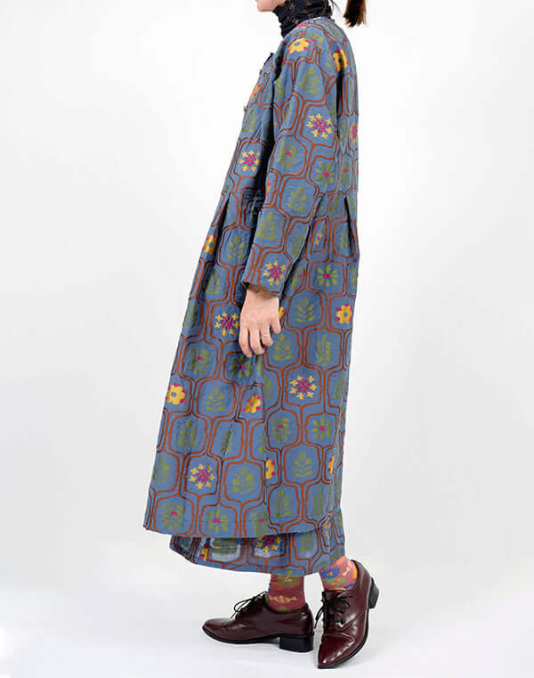 
                  
                    Load image into Gallery viewer, リーフ柄ジャカード前開きワンピース / BEH01070WA
                  
                