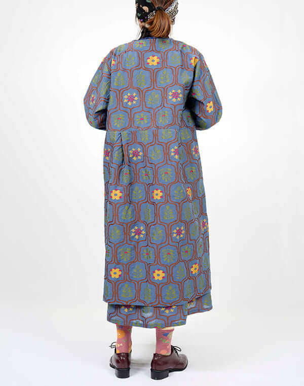 
                  
                    Load image into Gallery viewer, リーフ柄ジャカード前開きワンピース / BEH01070WA
                  
                