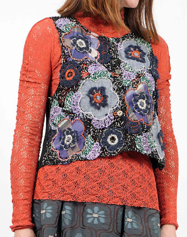 
                  
                    Load image into Gallery viewer, フラワーパッチ刺繍ベスト / BEH01047WA
                  
                