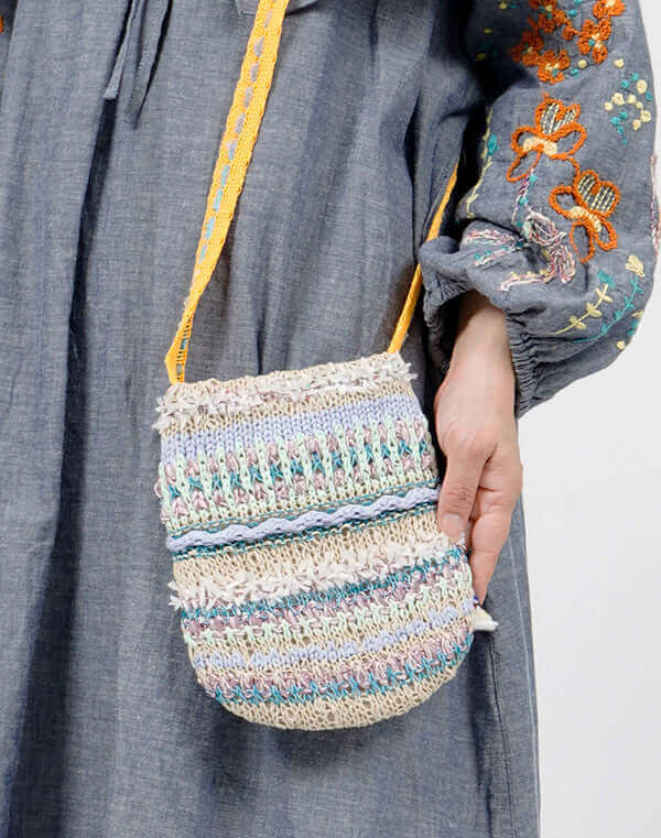 
                  
                    Load image into Gallery viewer, ウェーブレースニットポシェット / BEH01046WA
                  
                