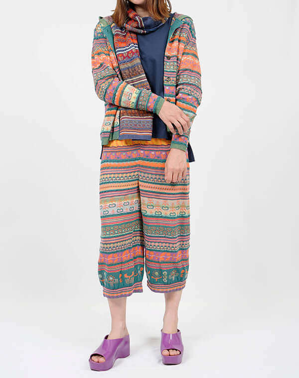 
                  
                    Load image into Gallery viewer, 花畑ジャカードフーディーカーディガン / BEH01004WA
                  
                