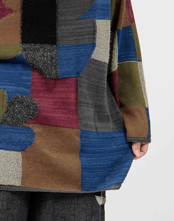 
                  
                    Load image into Gallery viewer, モザイク花柄プルオーバー / BEH01026WA
                  
                