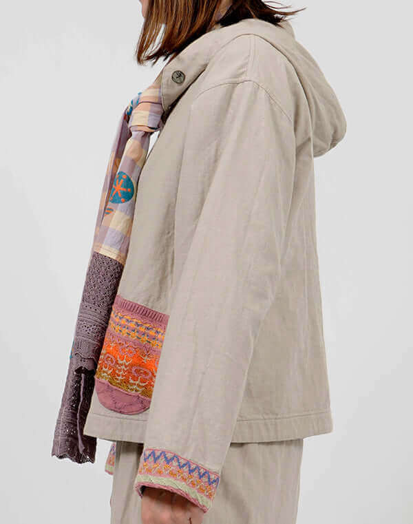 
                  
                    Load image into Gallery viewer, 綿麻リバーシブルフーディージャケット / BEH01054WA
                  
                