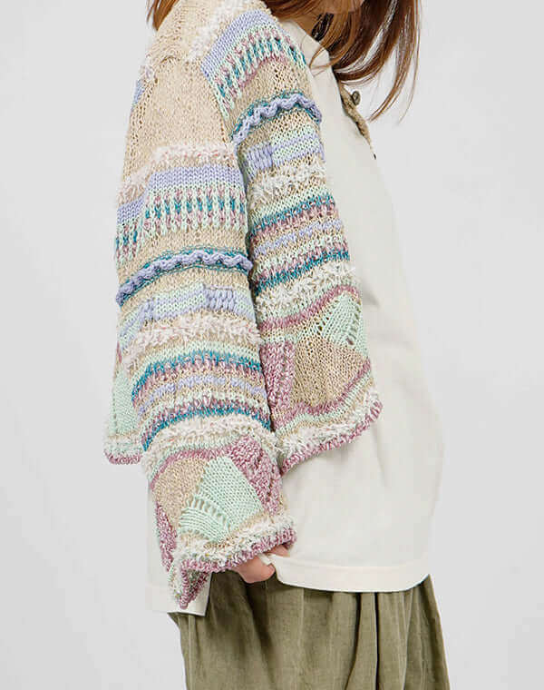 
                  
                    Load image into Gallery viewer, ウェーブレースニットカーディガン / BEH01041WA
                  
                