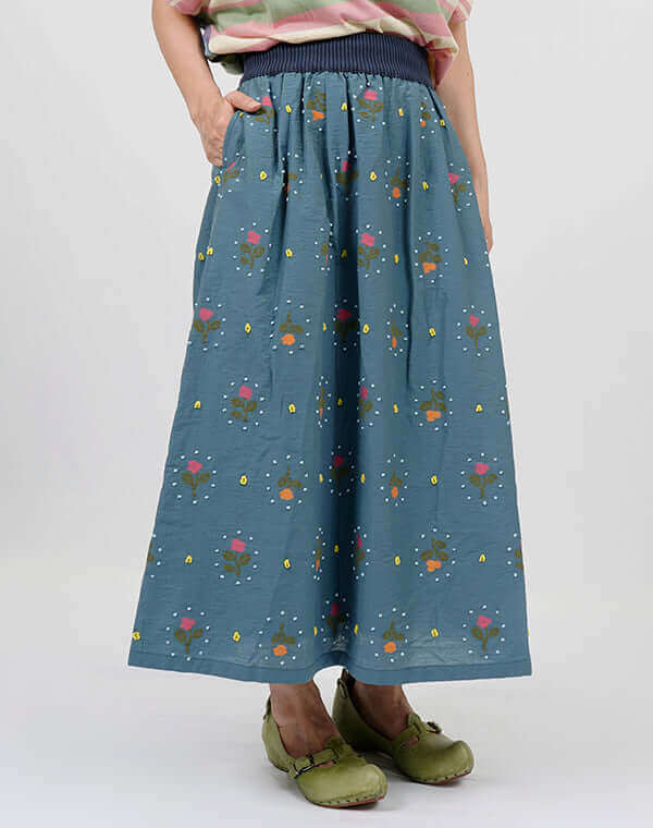 
                  
                    Load image into Gallery viewer, リズムフラワーギャザースカート / BEH01076WA
                  
                