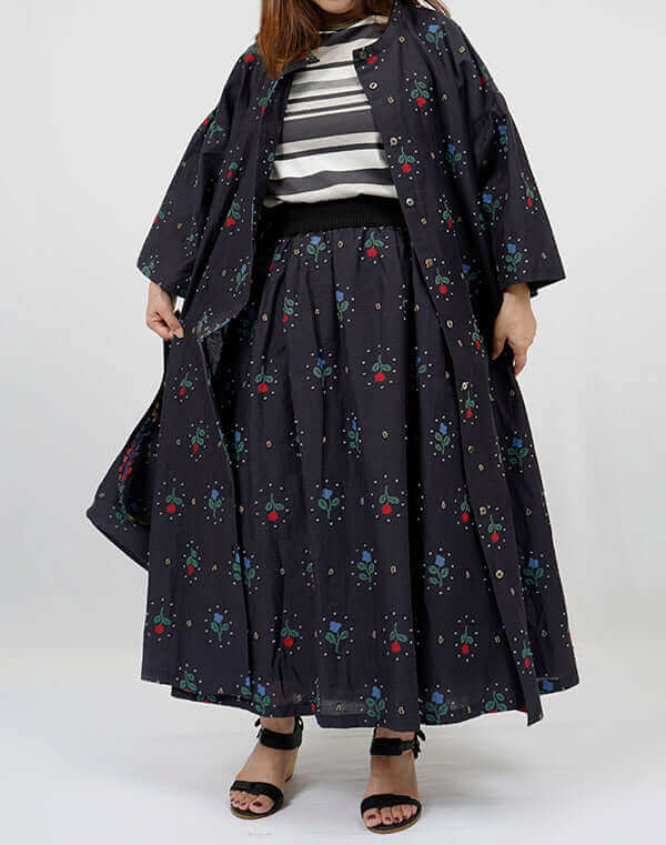 
                  
                    Load image into Gallery viewer, リズムフラワーギャザースカート / BEH01076WA
                  
                