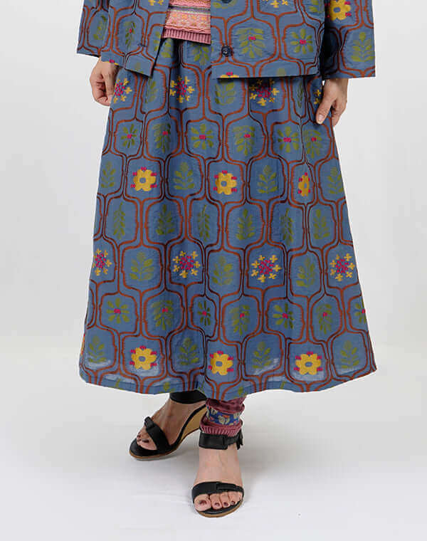 
                  
                    Load image into Gallery viewer, リーフ柄ジャカードフレアスカート / BEH01071WA
                  
                