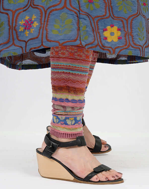 
                  
                    Load image into Gallery viewer, 花畑ジャカードレギンス / BEH01006WA
                  
                