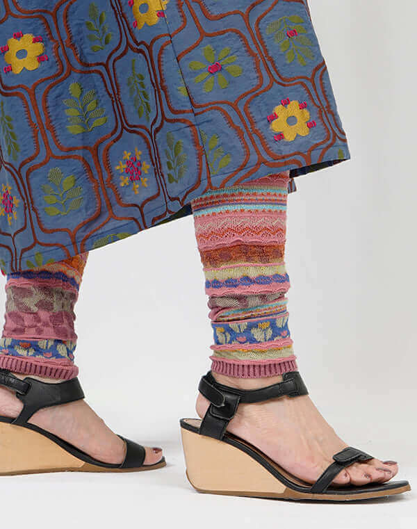 
                  
                    Load image into Gallery viewer, 花畑ジャカードレギンス / BEH01006WA
                  
                