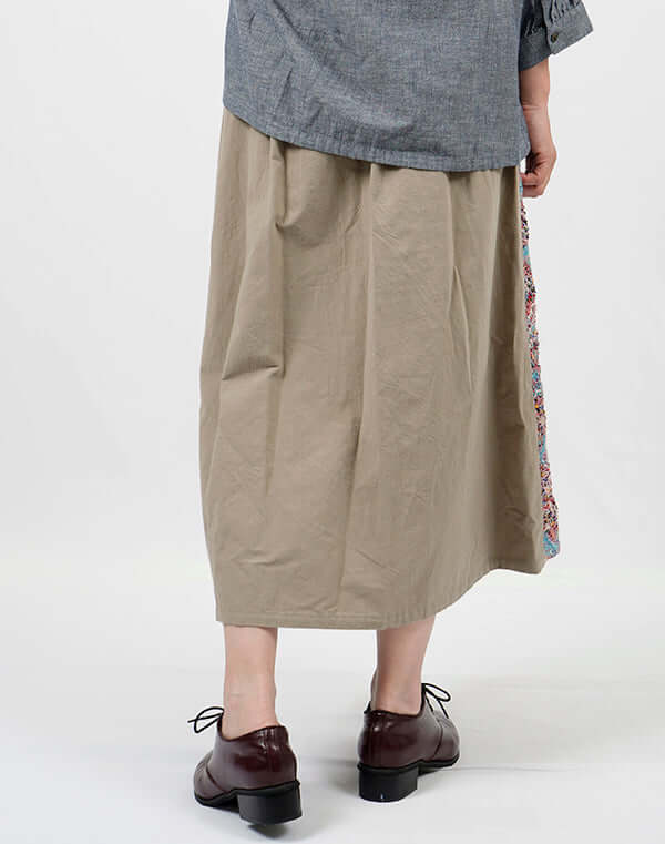 
                  
                    Load image into Gallery viewer, ファンシーレース切替スカート / BEH01089WA
                  
                