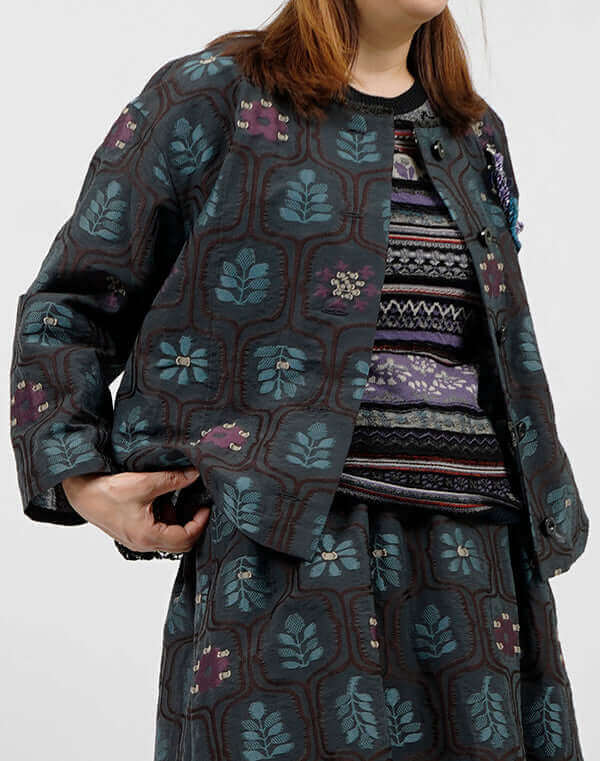 
                  
                    Load image into Gallery viewer, 花畑ジャカードプルオーバー / BEH01001WA
                  
                