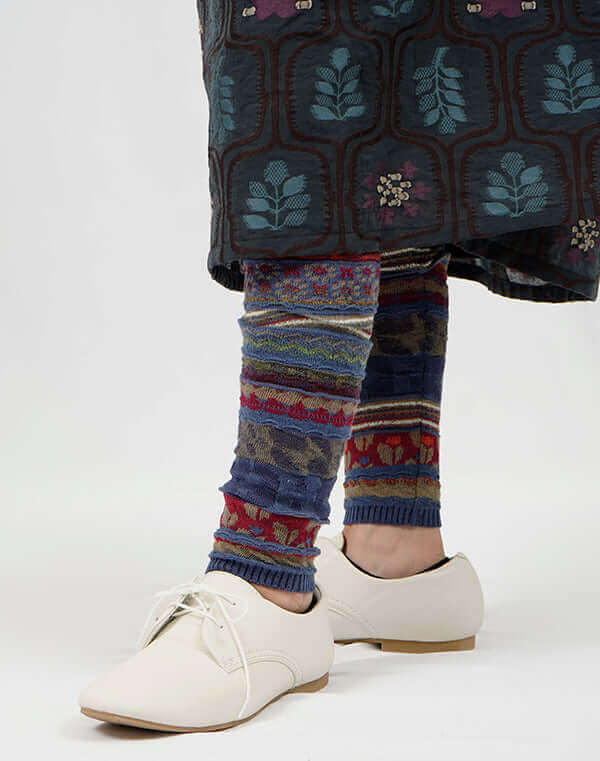 
                  
                    Load image into Gallery viewer, 花畑ジャカードレギンス / BEH01006WA
                  
                