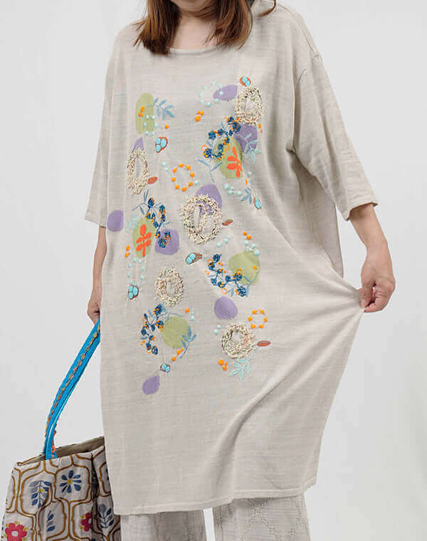 
                  
                    Load image into Gallery viewer, あわ刺繍ワンピース / BEH01012WA
                  
                