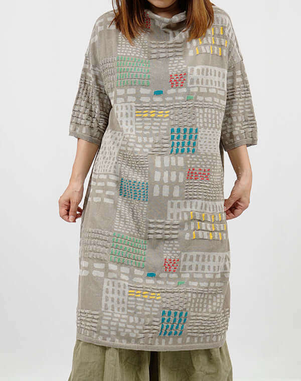 
                  
                    Load image into Gallery viewer, ステッチインターシャワンピース / BEH01023WA
                  
                