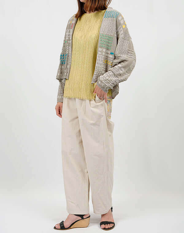 
                  
                    Load image into Gallery viewer, ステッチインターシャカーディガン / BEH01024WA
                  
                