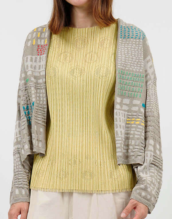 
                  
                    Load image into Gallery viewer, ステッチインターシャカーディガン / BEH01024WA
                  
                