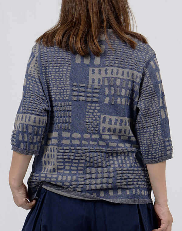 
                  
                    Load image into Gallery viewer, ステッチインターシャプルオーバー / BEH01022WA
                  
                