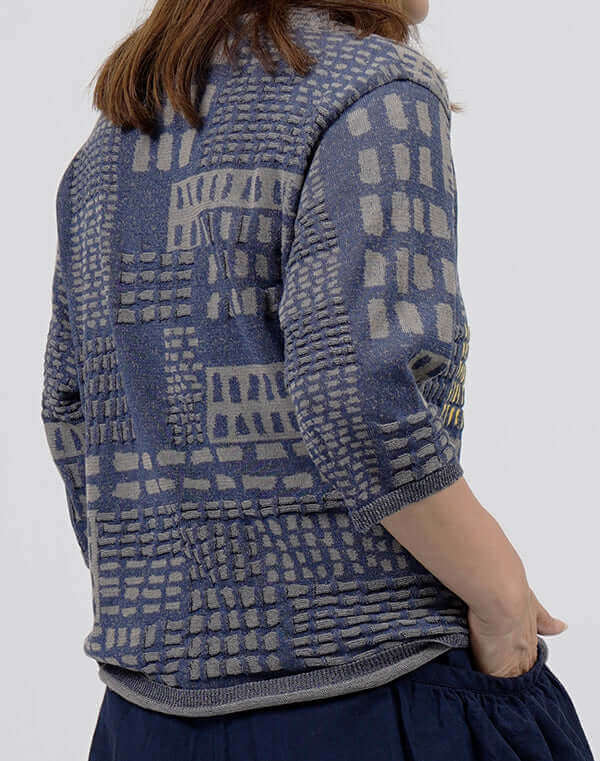 
                  
                    Load image into Gallery viewer, ステッチインターシャプルオーバー / BEH01022WA
                  
                