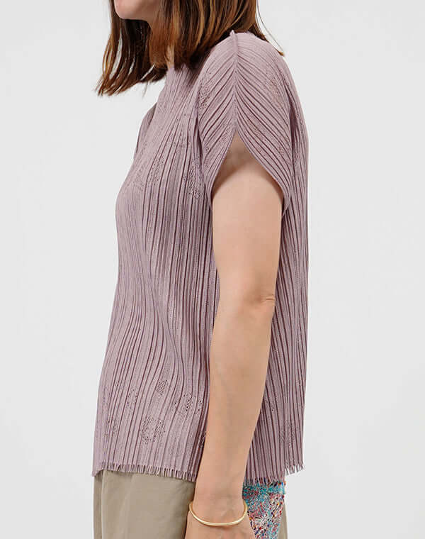 
                  
                    Load image into Gallery viewer, プリーツニットレースフレンチスリーブプルオーバー / BEH01113WA
                  
                