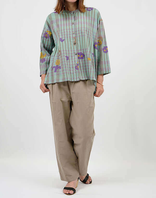 
                  
                    Load image into Gallery viewer, つぼみチェックシャツジャケット / BEH01065WA
                  
                