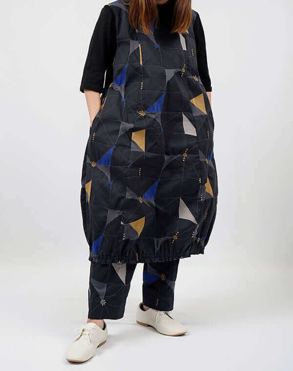 
                  
                    Load image into Gallery viewer, ハイカウントタイル柄テーパードパンツ / BEH01082WA
                  
                