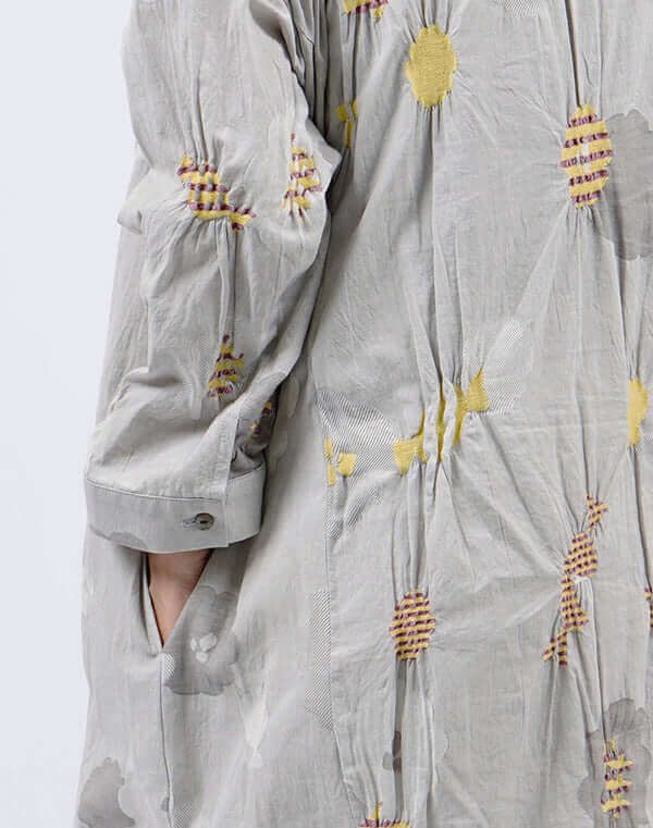 
                  
                    Load image into Gallery viewer, ビスケットシャーリングワンピース / BEH01060WA
                  
                