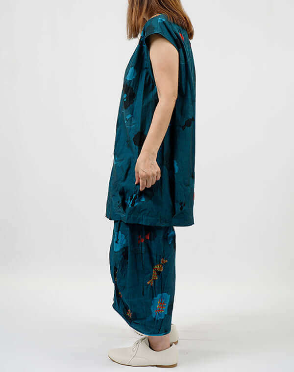 
                  
                    Load image into Gallery viewer, ビスケットシャーリングチュニックベスト / BEH01059WA
                  
                