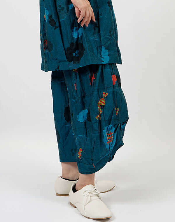 
                  
                    Load image into Gallery viewer, ビスケットシャーリングコクーンパンツ / BEH01062WA
                  
                