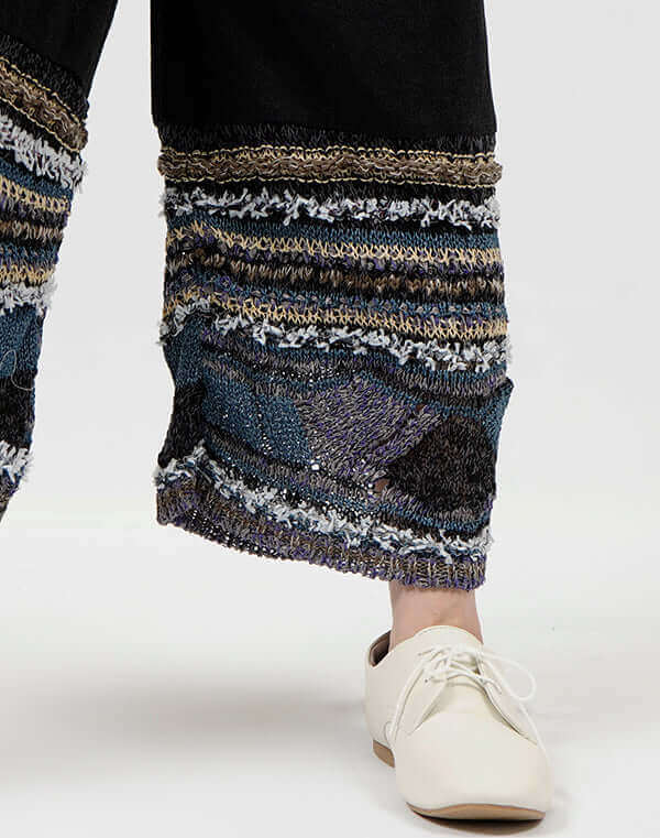 
                  
                    Load image into Gallery viewer, ウェーブレースニットパンツ / BEH01042WA
                  
                