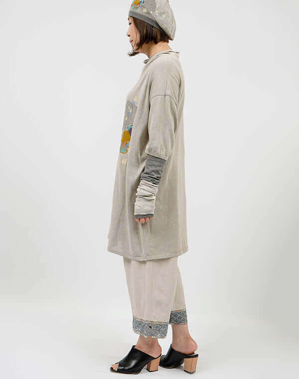 
                  
                    Load image into Gallery viewer, メシィカフェ柄刺繍入りチュニック / BEH07009WA
                  
                