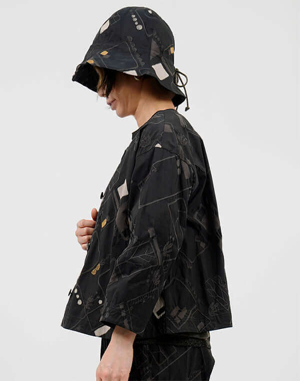 
                  
                    Load image into Gallery viewer, ガーデニング柄ニット使いジャケット / BEH07047WA
                  
                