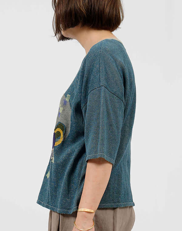 
                  
                    Load image into Gallery viewer, メシィカフェ柄刺繍入りプルオーバー / BEH07008WA
                  
                