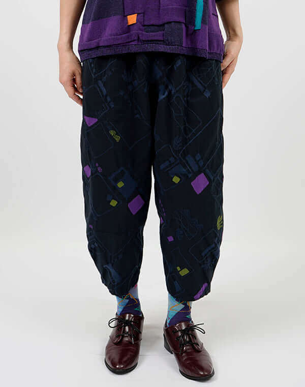 
                  
                    Load image into Gallery viewer, ガーデニング柄バルーンパンツ / BEH07049WA
                  
                