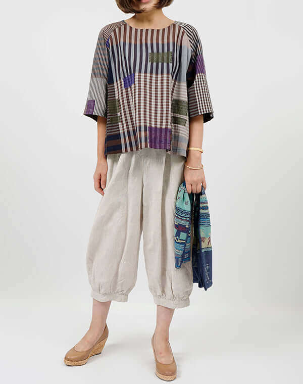 
                  
                    Load image into Gallery viewer, チェックウールドビーブラウス / BEH07037WA
                  
                