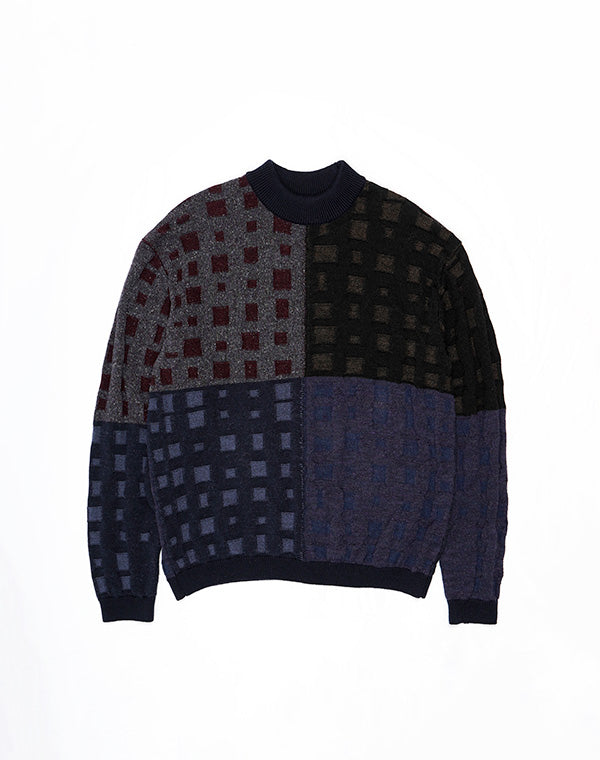 
                  
                    Load image into Gallery viewer, Squea Dots Crewneck / BCF21607UA
                  
                