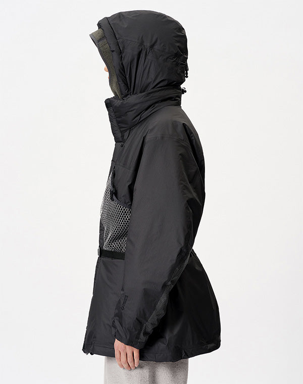 
                  
                    Load image into Gallery viewer, WINDSTOPPER Padded Composite Parka / 313409252001
                  
                