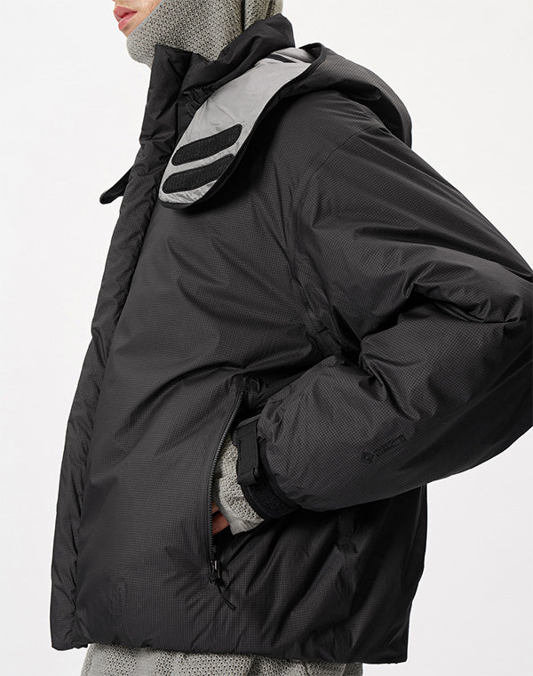 
                  
                    Load image into Gallery viewer, WINDSTOPPER Thermo Padded Jacket / 313409252002
                  
                