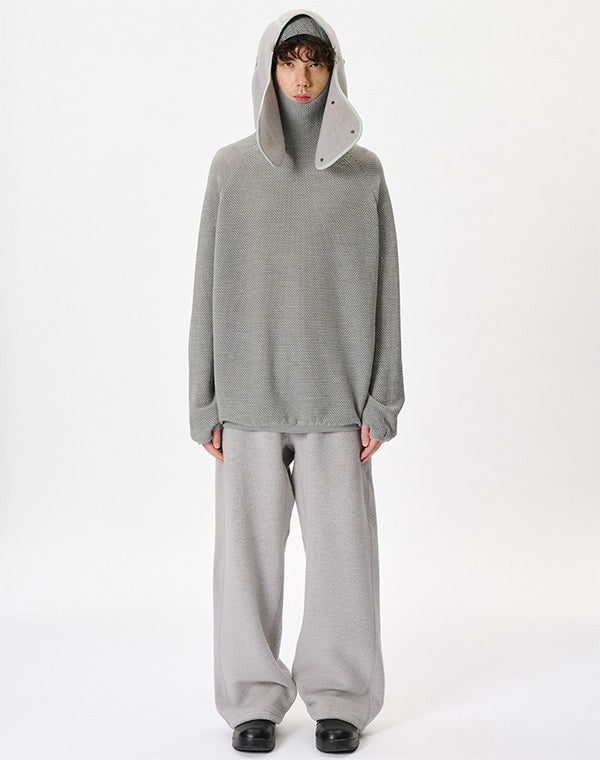 
                  
                    Load image into Gallery viewer, Perforated Wholegarment Knit Top / 301409252001
                  
                