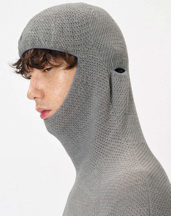 
                  
                    Load image into Gallery viewer, Perforated Wholegarment Knit Top / 301409252001
                  
                