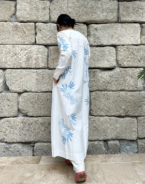 
                  
                    Load image into Gallery viewer, Cotton Linen Plants Embroidery Dress / 303237242004
                  
                