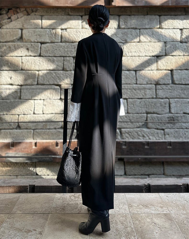 
                  
                    Load image into Gallery viewer, Triacetate Georgette Embroidered Cuffs I-Line Dress / 303165252006
                  
                