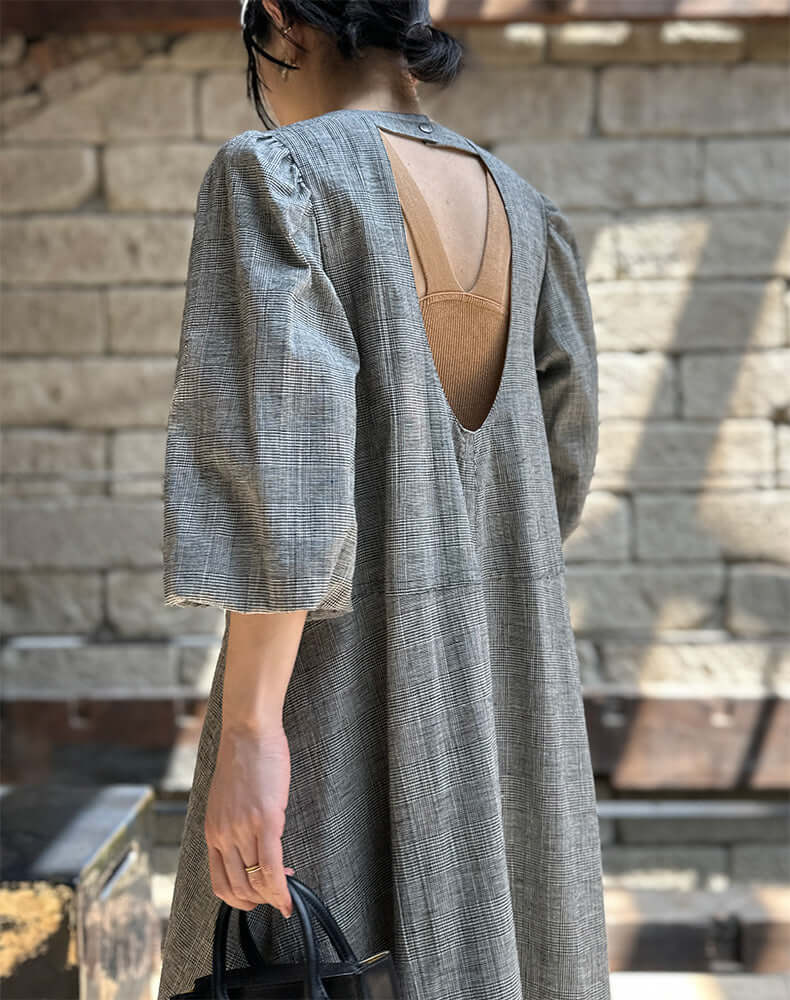 
                  
                    Load image into Gallery viewer, CLASSIC DRESS(CHECK) / 303136251002
                  
                