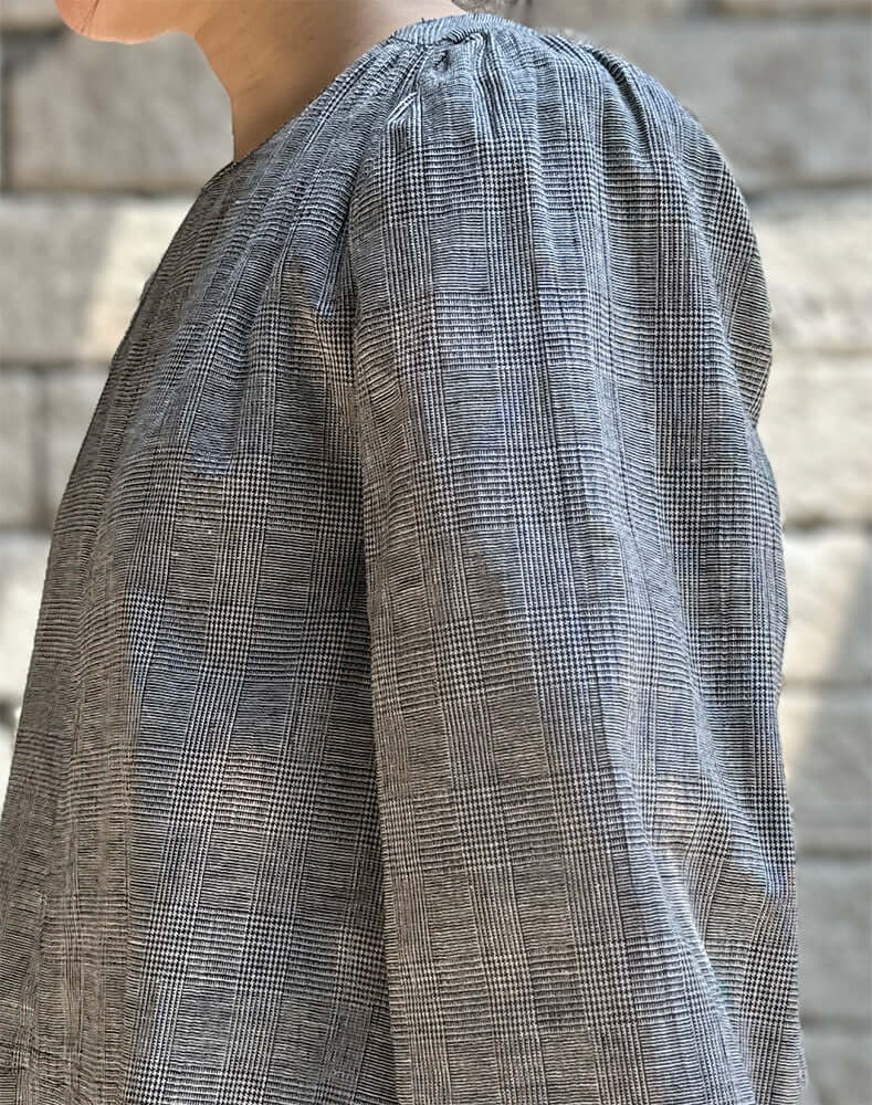 
                  
                    Load image into Gallery viewer, CLASSIC DRESS(CHECK) / 303136251002
                  
                