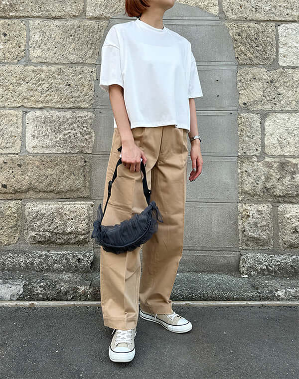 
                  
                    Load image into Gallery viewer, コンパクトTシャツ / BEH13006WA
                  
                