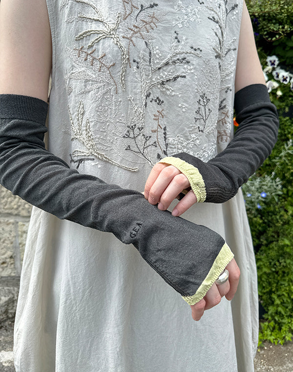 
                  
                    Load image into Gallery viewer, 《GEA_10th》Washi arm sleeves-A / BEH22012UA
                  
                