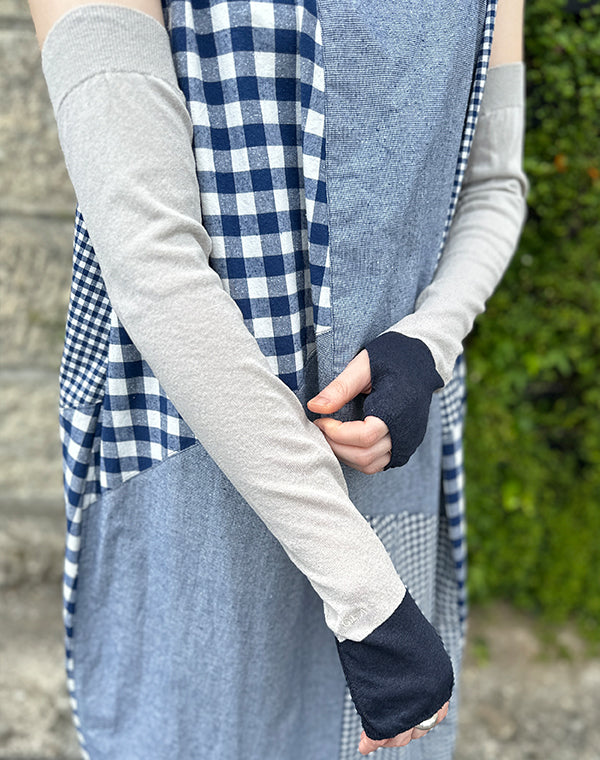 
                  
                    Load image into Gallery viewer, 《GEA_10th》Washi arm sleeves-B / BEH22012UB
                  
                